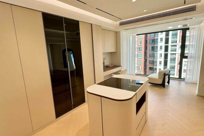 2BR Apartment near Longde Rd Metro (L11/L13)