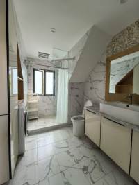 Housing image — Bathroom