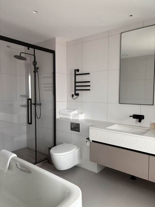 Housing image — Bathroom