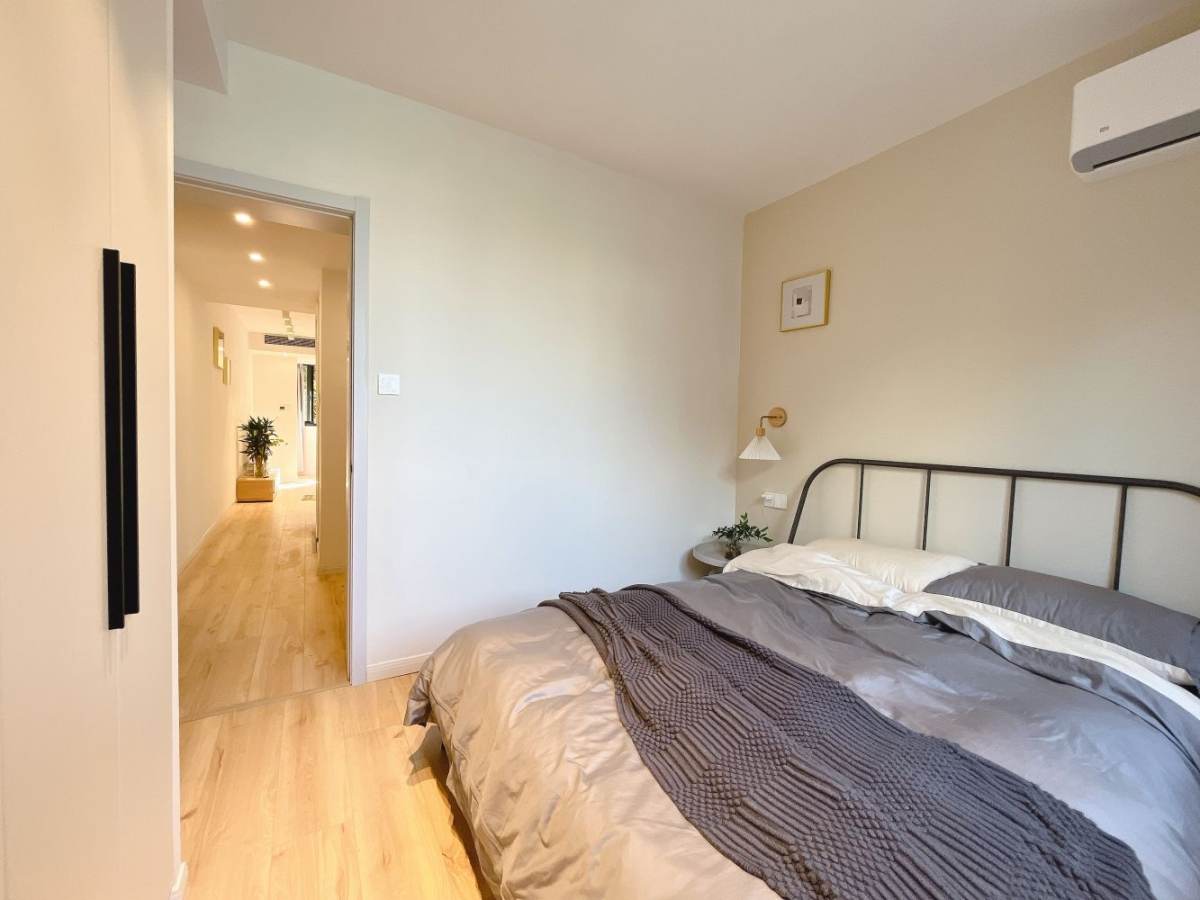 Housing image — Bedroom