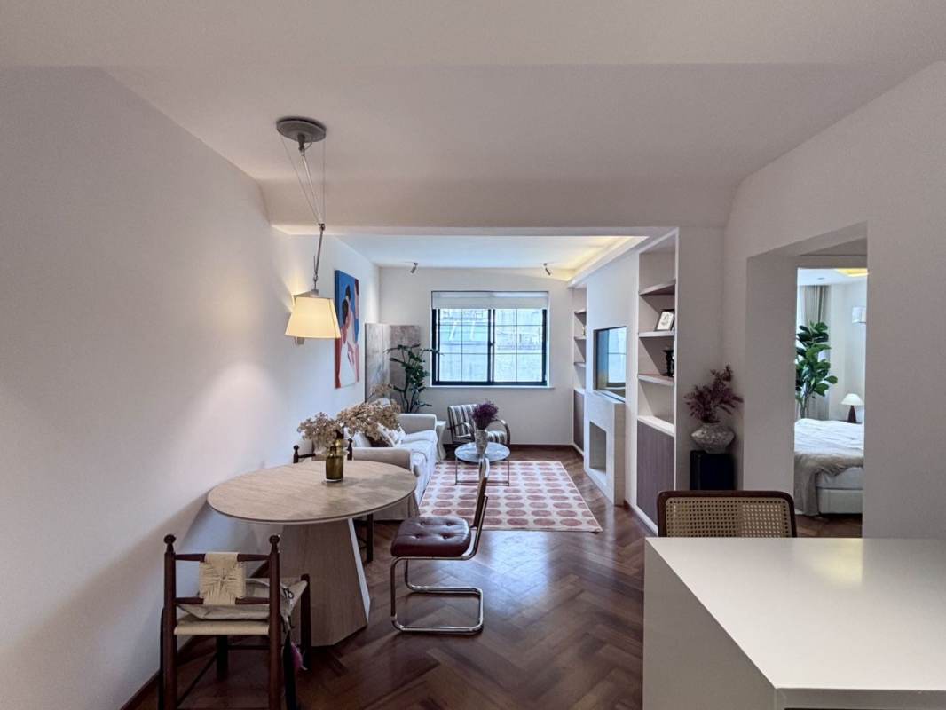 Housing image — Living Room