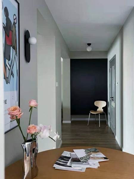 Housing image — Dining Area