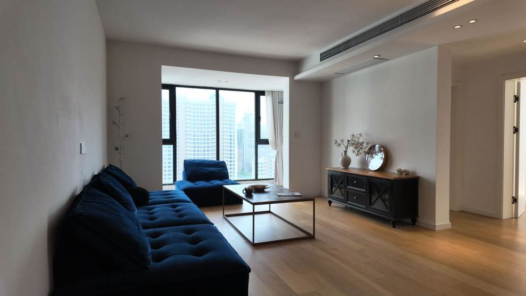 Housing image — Living Room