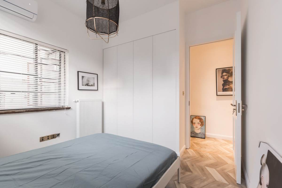 Housing image — Bedroom