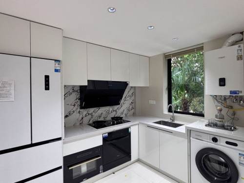 Housing image — Kitchen