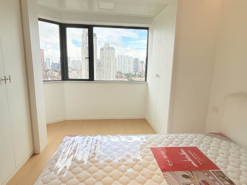 Housing image — Bedroom