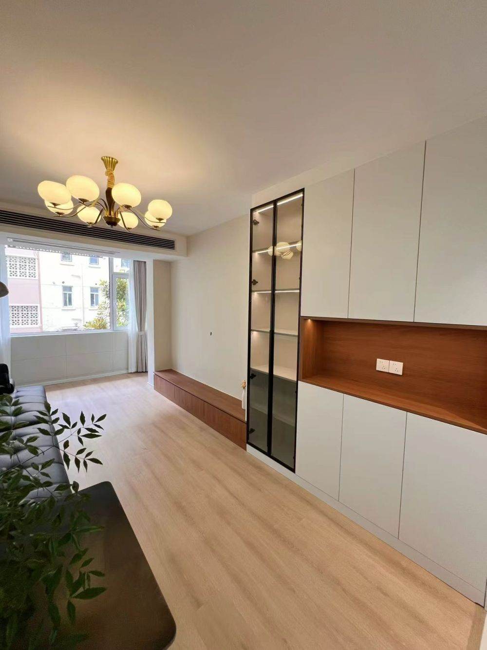 Housing image — Living Room