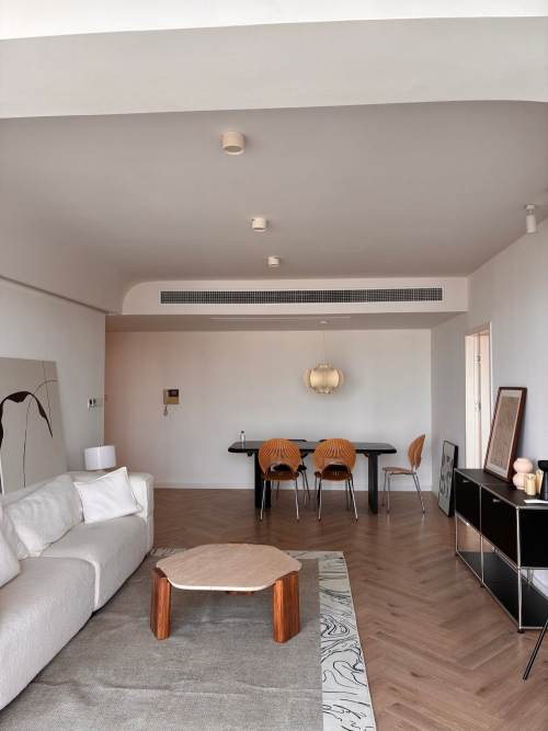 Housing image — Living Room