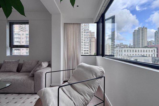 1BR Apartment near Changping Rd Metro (L7)