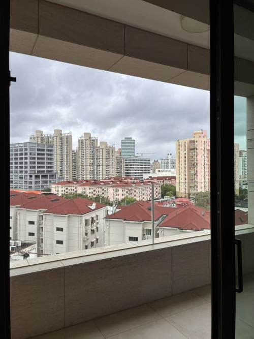 Housing image — Balcony