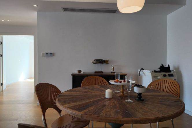 High-Floor 3BR Apartment in Jing'an (L1/L12/L13)