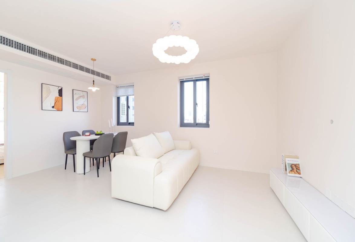 Housing image — Living Room