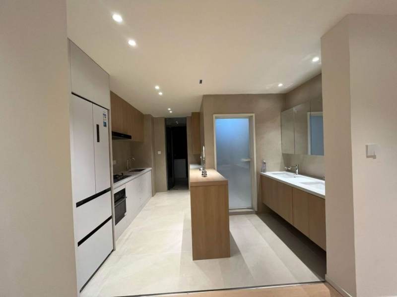 Housing image — Kitchen