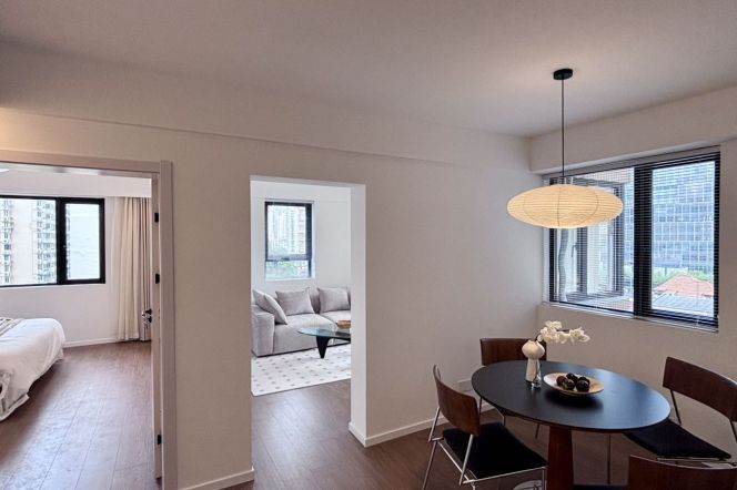 1BR Apartment near Changping Rd Metro (L7)