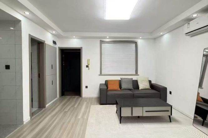 2BR Apartment in Jing'an (L7/L13/L14)