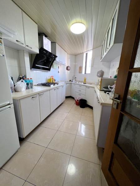 Housing image — Kitchen