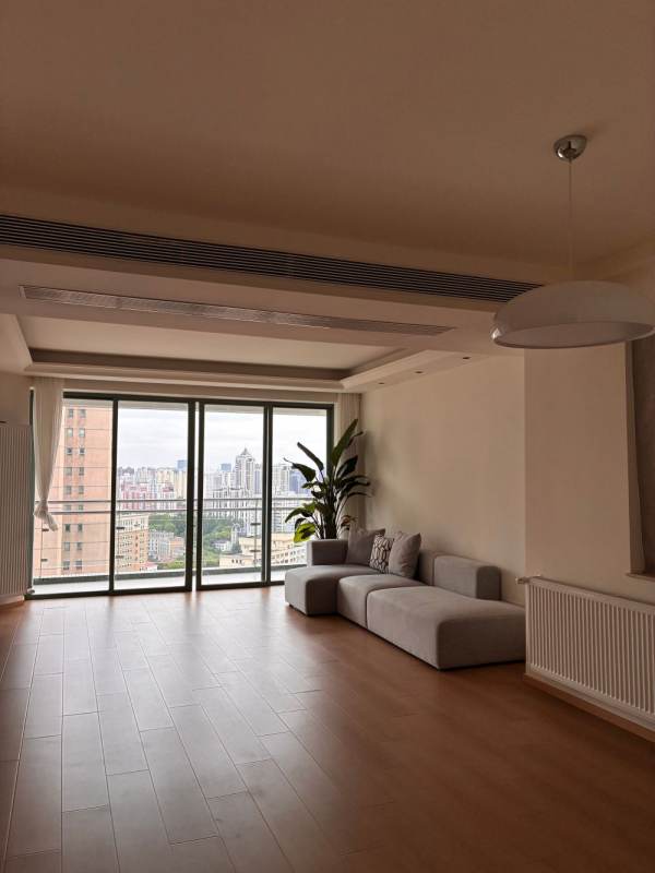 Housing image — Living Room