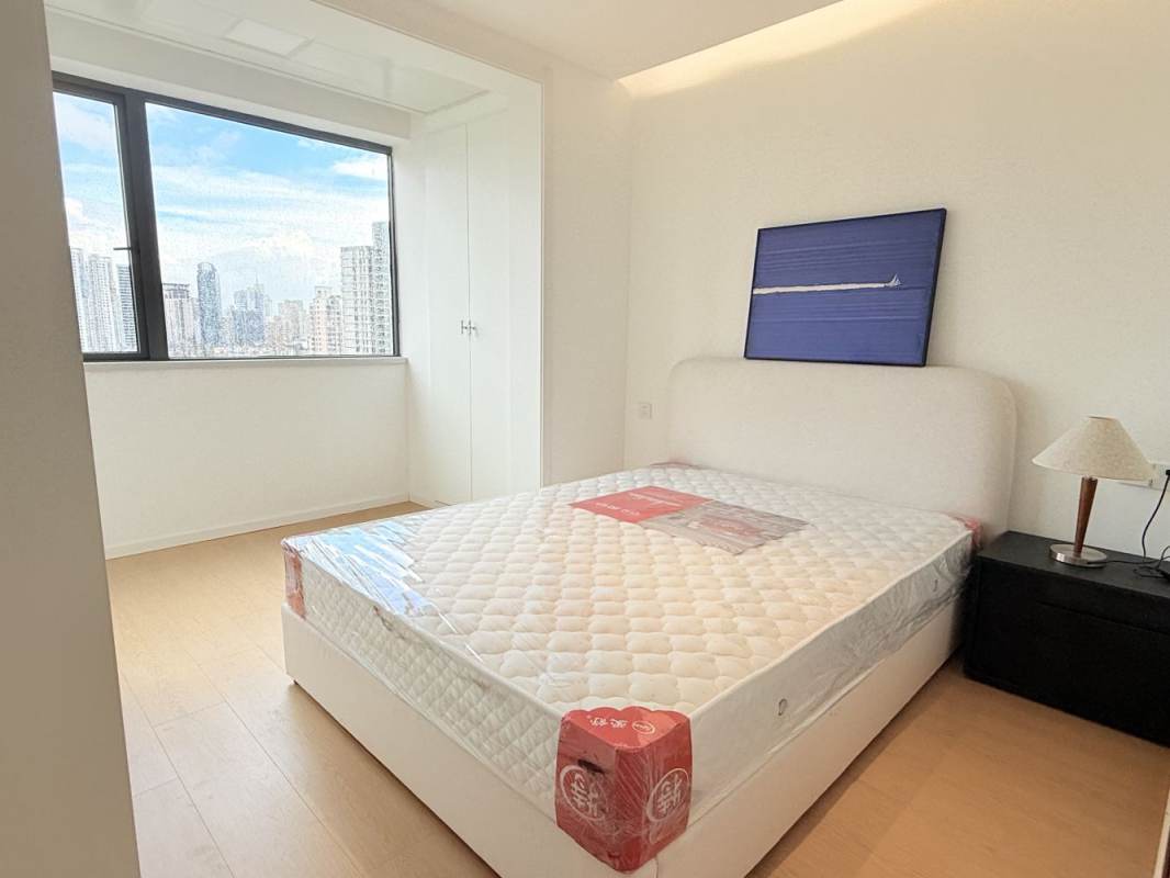 Housing image — Bedroom