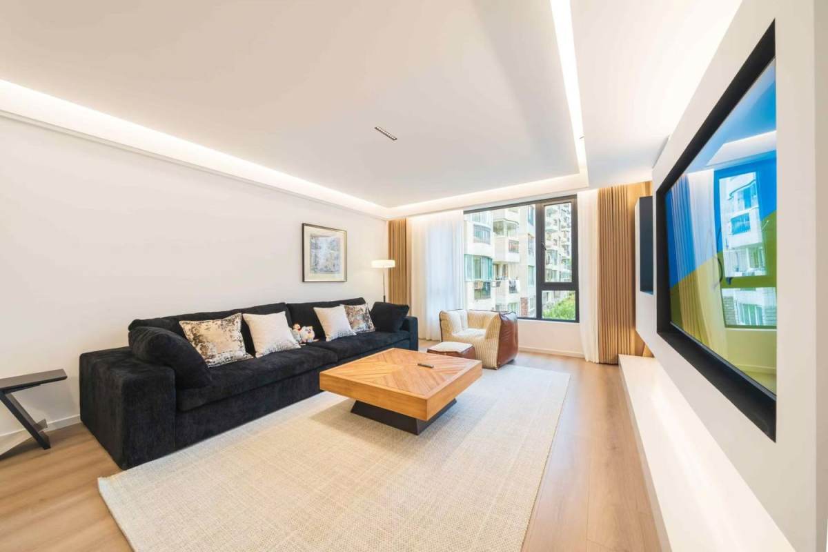 Housing image — Living Room