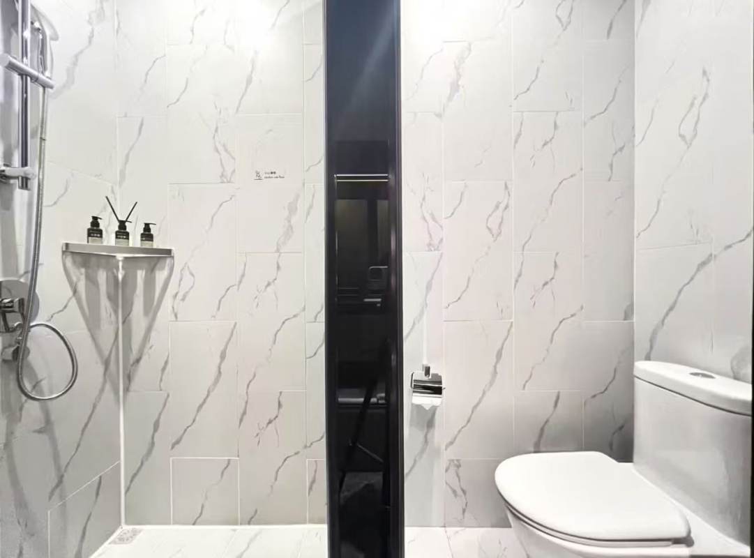 Housing image — Bathroom