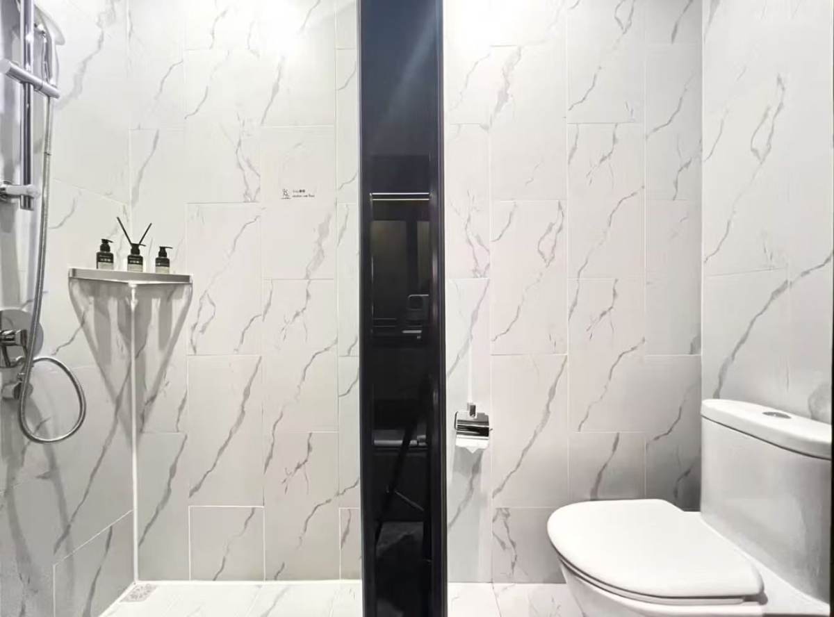 Housing image — Bathroom
