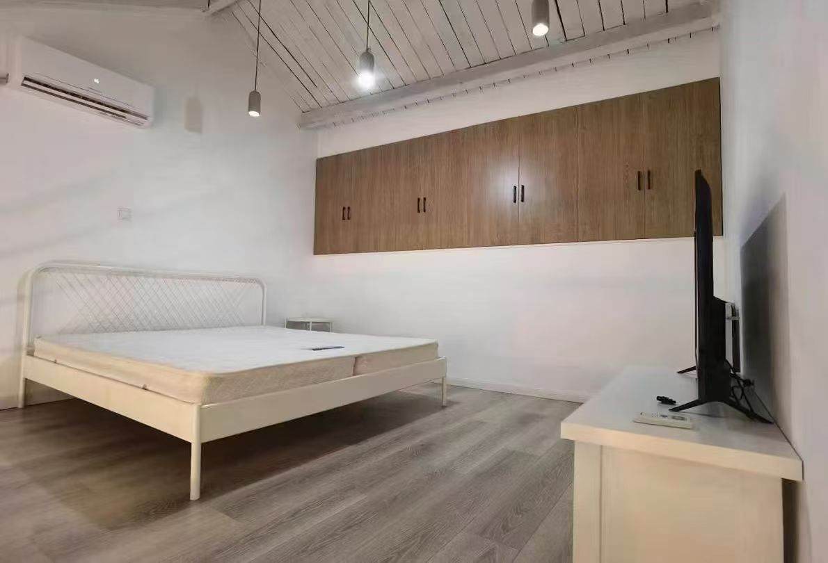Housing image — Bedroom