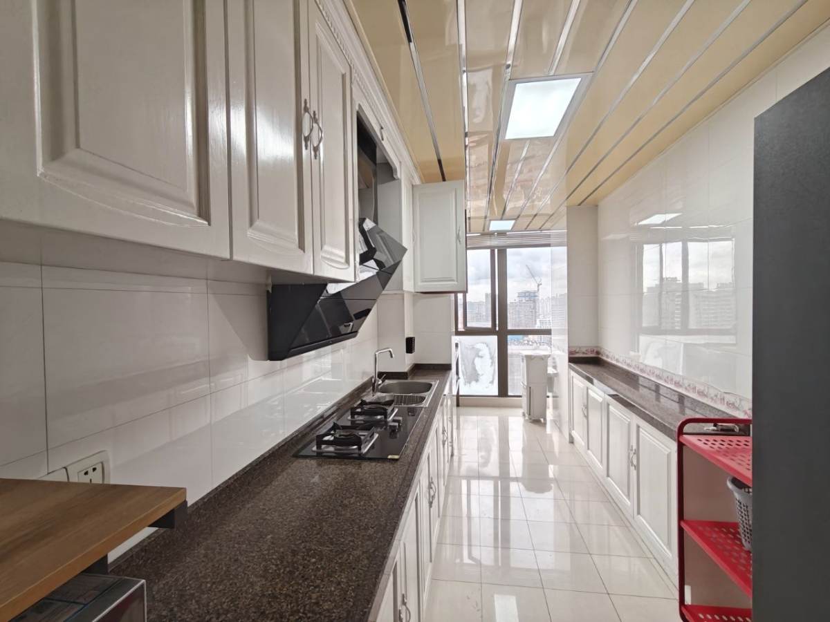 Housing image — Kitchen