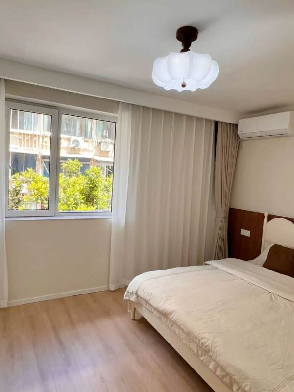 Housing image — Bedroom