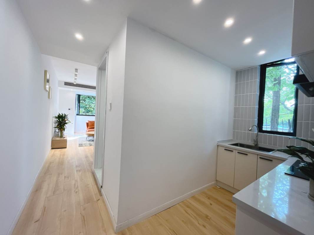 Housing image — Kitchen