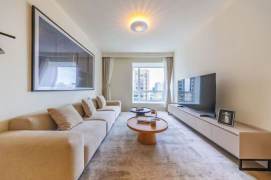 High-Floor 1BR Apartment in Gubei (L2/L15)