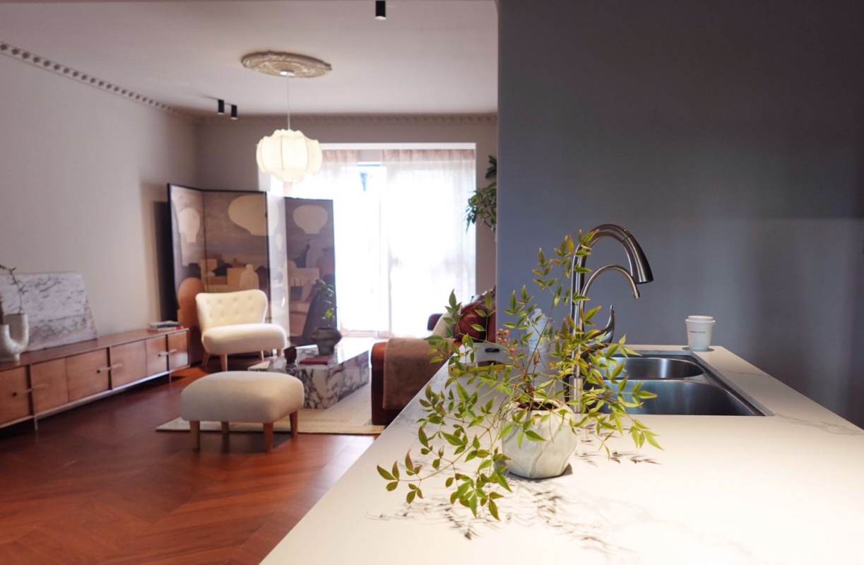 Housing image — Living Room