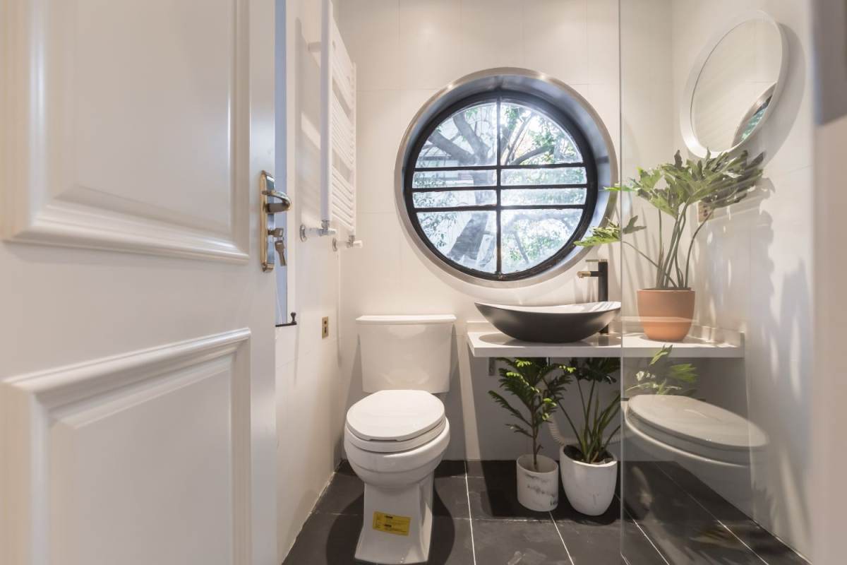 Housing image — Bathroom