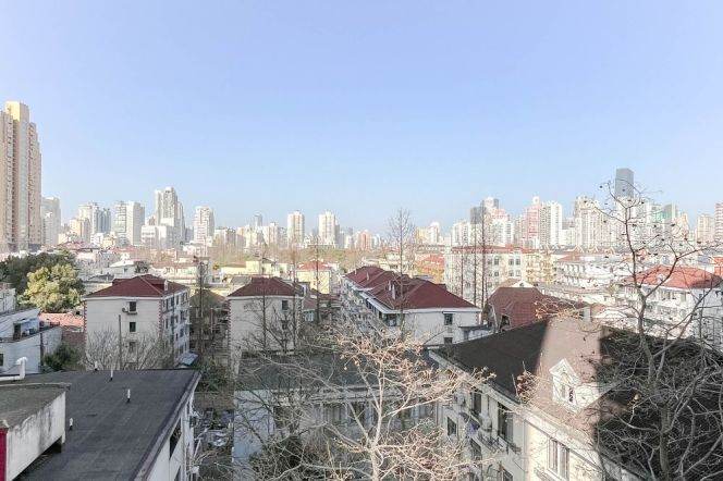 2BR Apartment near Zhongshan Park (L2/L11)
