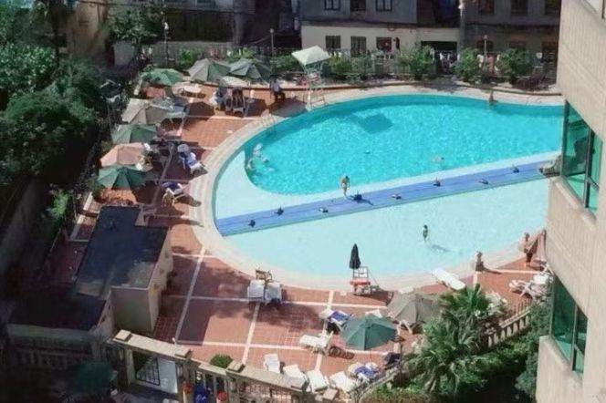 3BR Apartment at Ambassy Court (L1/L7/L10)