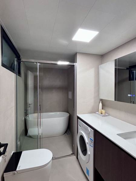 Housing image — Bathroom