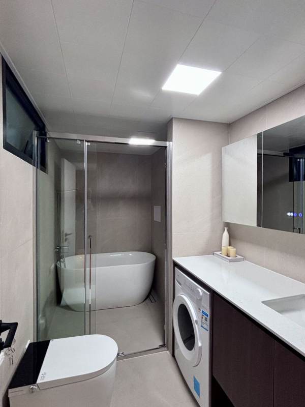 Housing image — Bathroom
