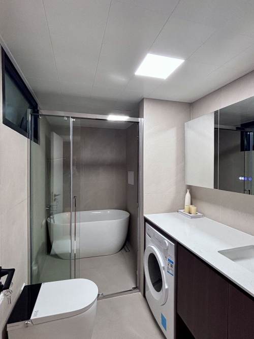 Housing image — Bathroom