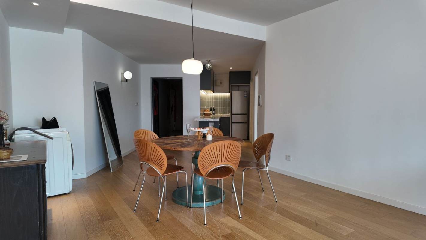 Housing image — Dining Area