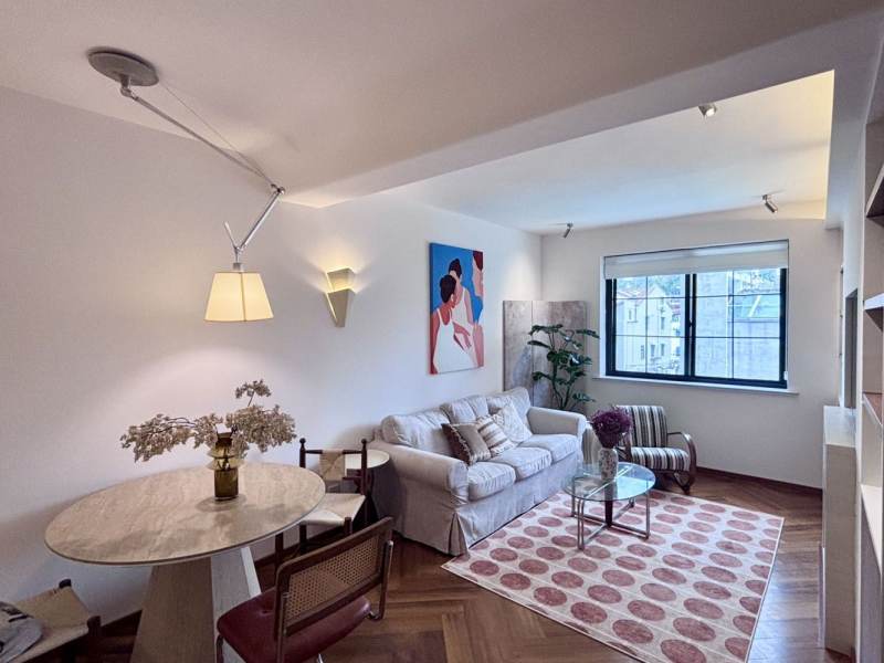 Housing image — Living Room