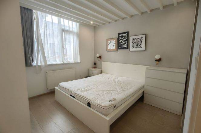 3BR Lane House in Old Xuhui with Terrace (L9/L12)