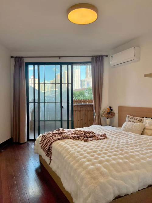 Housing image — Bedroom