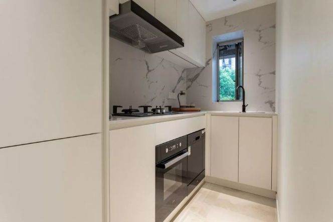 Spacious 1BR Apartment near Shangcheng Rd Metro