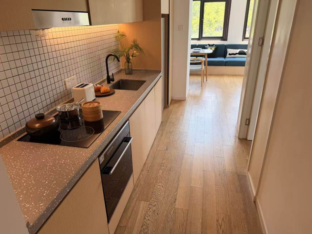 Housing image — Kitchen