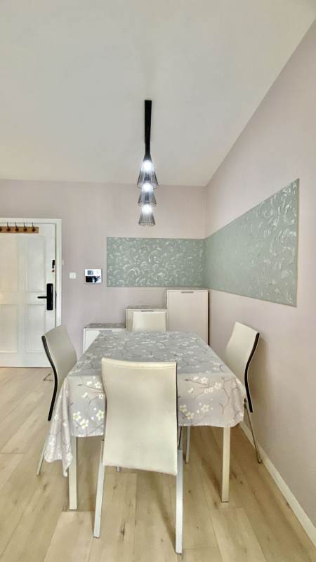 Housing image — Dining Area