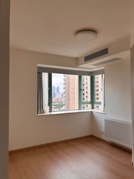 Housing image — Bedroom