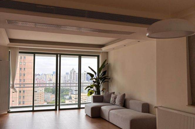 High-Floor 3BR Apartment at Central Residences