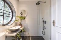 Housing image — Bathroom