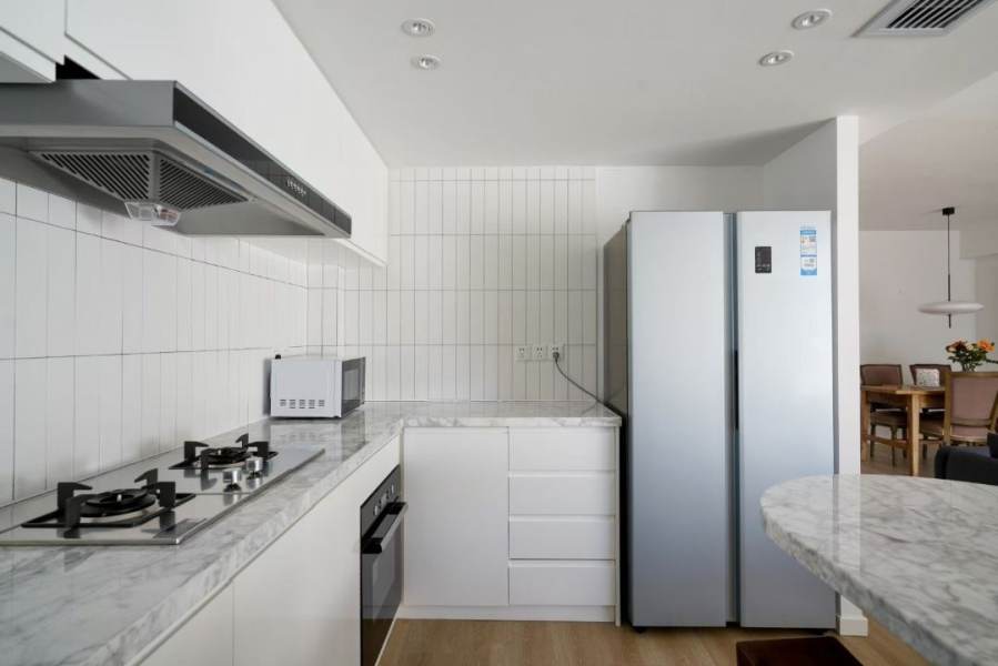 Housing image — Kitchen