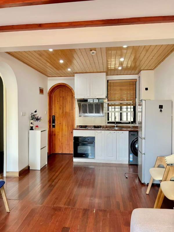 Housing image — Kitchen