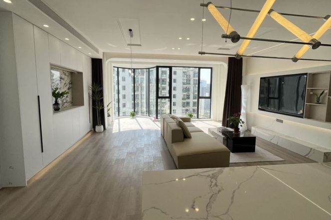 4BR Apartment near Longde Rd Metro with Floor-to-Ceiling Windows (L11/L13)